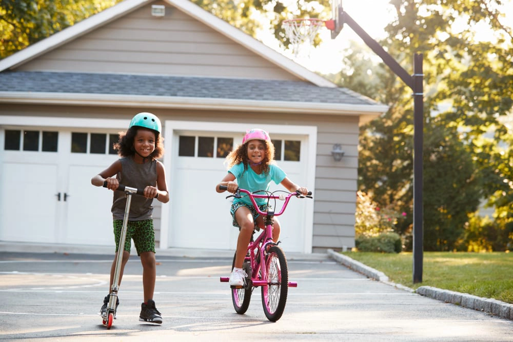garage door safety tips for kids